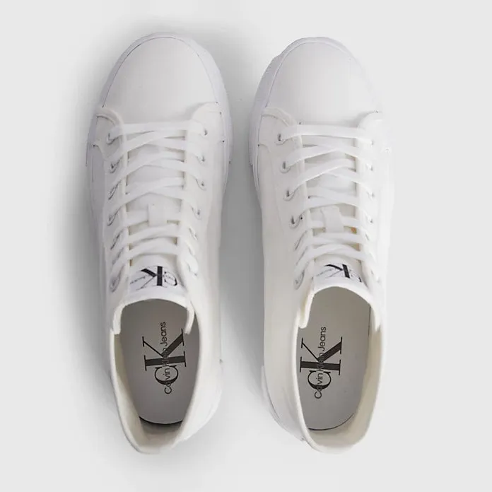 Flatform Bold Essential Sneakers - White