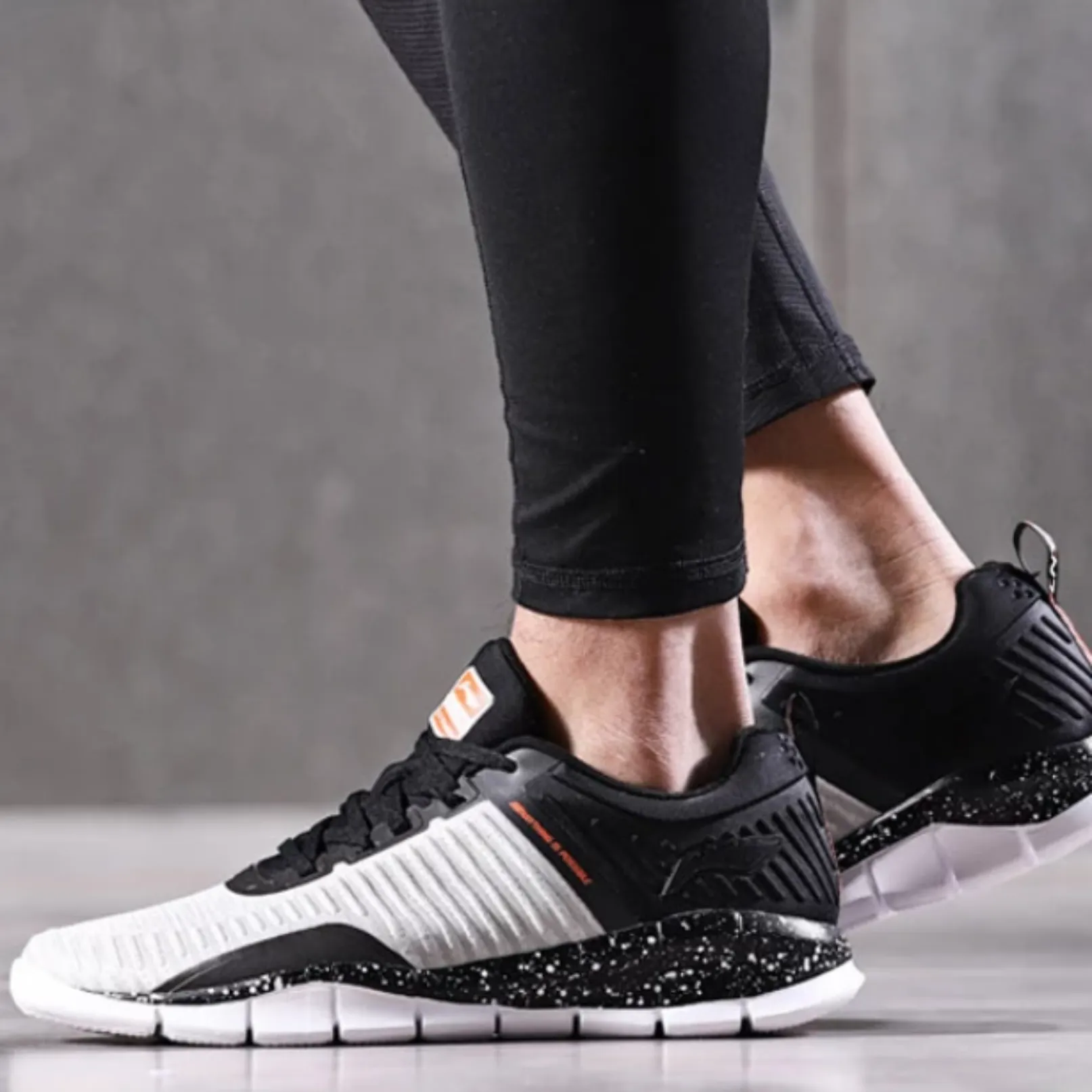 Men's Sport Light Mesh Sneakers