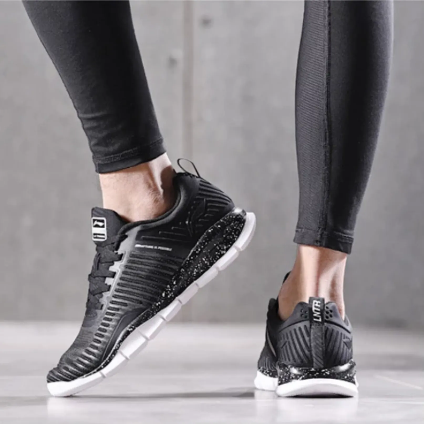 Men's Sport Light Mesh Sneakers
