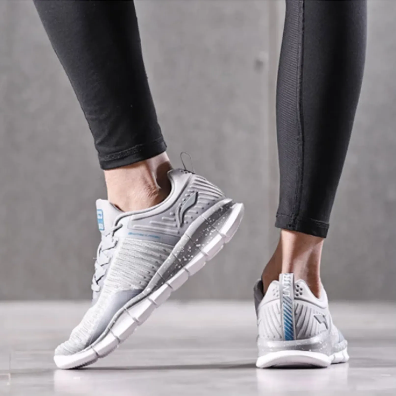 Men's Sport Light Mesh Sneakers