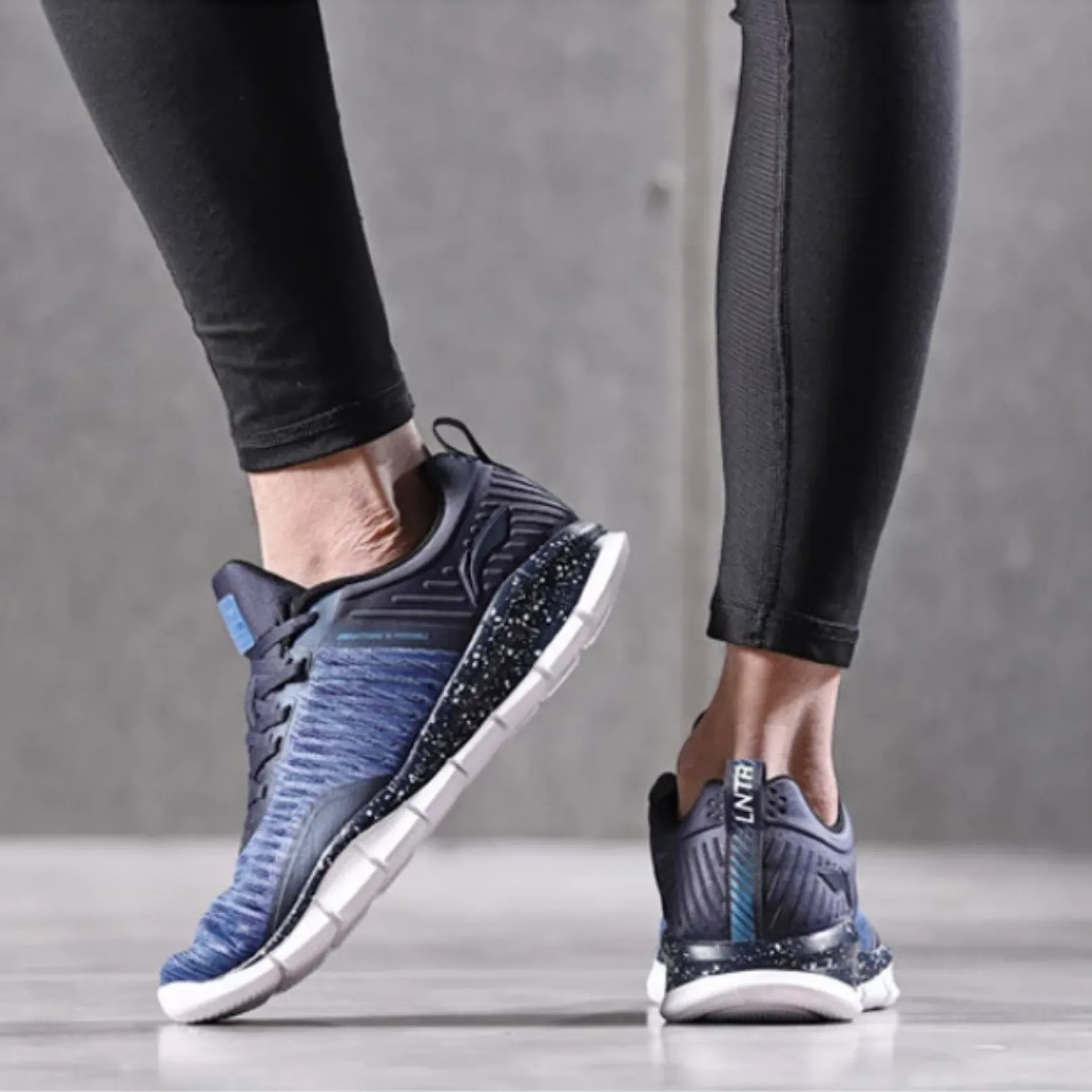 Men's Sport Light Mesh Sneakers