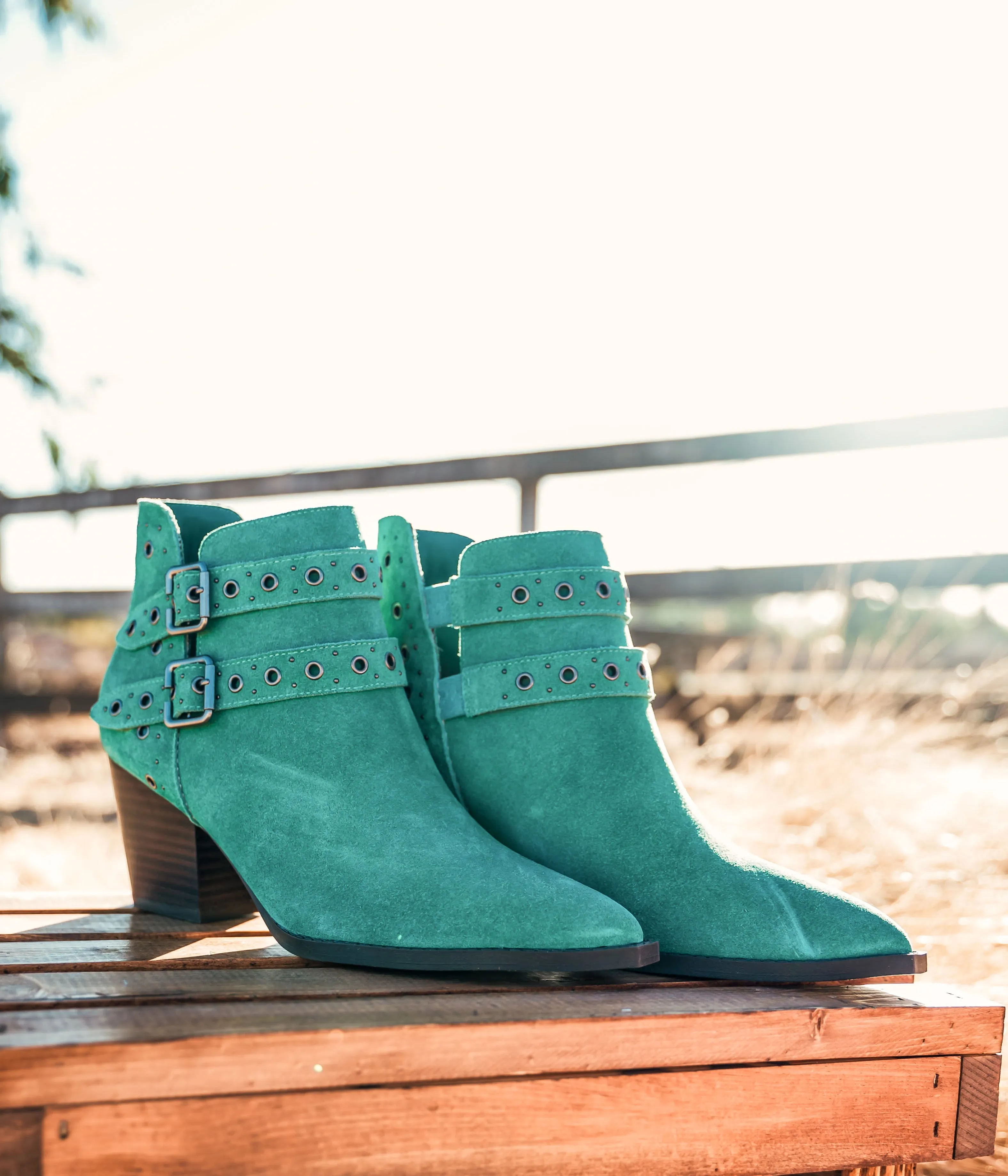 ONLINE EXCLUSIVE Elsa Leather Ankle Boot in Teal