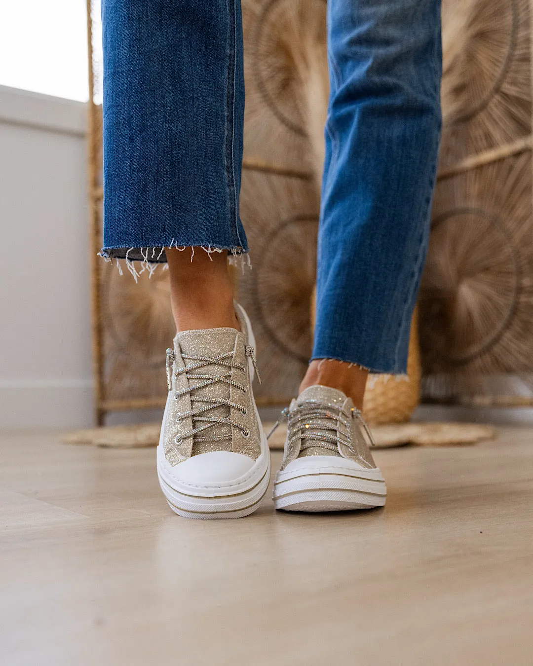 Very G Aman Glitter Sneakers - Gold