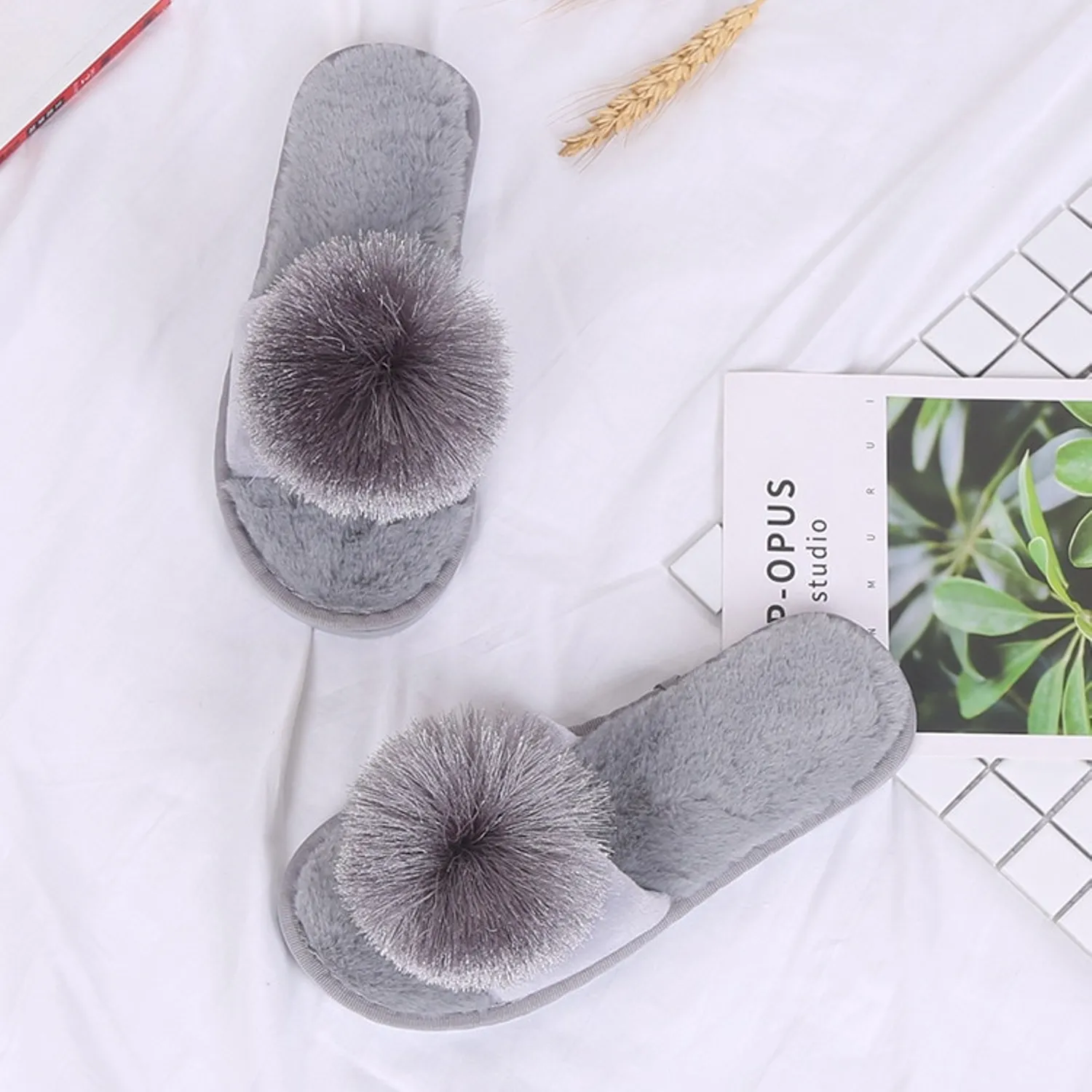 Women's Plush Solid Home Slippers